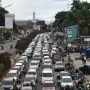 Terjeblos hingga Terjepit Disela-sela Besi, Sopir Angkot di Depok saat Hendak Mencari "Spot" Buang Air Kecil