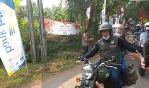 Gunakan Motor Keliling Desa, Ribuan Warga Kertarahayu Sambut Kedatangan Gubernur