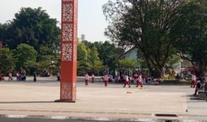 Alun-alun Sumedang Jadi Tempat Berolahraga Siswa SD