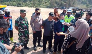 Polres Sumedang Amankan Kegiatan Konstatering Lahan Tol Cisumdawu Polres Sumedang Amankan Kegiatan Konstatering Lahan Tol Cisumdawu