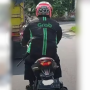 Viral Polisi Menyamar jadi Ojol Sambil Bawa Senjata