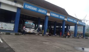 BBM Naik, Ongkos Bus Masih Tetap