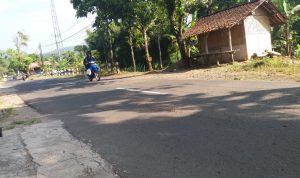 Drainase Ruas Wado-Sumedang Perlu Perbaikan
