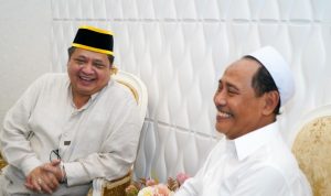 Dikunjungi Airlangga Hartarto, Pengasuh Pesantren Zainul Hasan Genggong: Golkar Keluarga Besar Kami