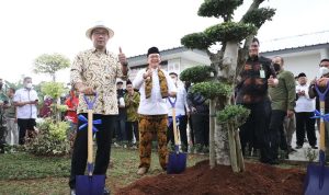 Gubernur Jabar Resmikan Tempat Pengelolaan Sampah Reduce, Reuse, Recycle