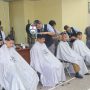 Keren! Razia Rambut di Sekolah Ini Memakai Jasa Barbershop