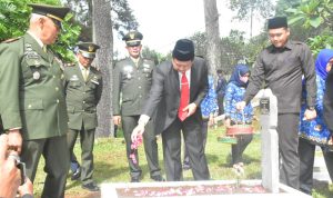 Pertama Kalinya, Hari Pahlawan di TMP Cimayor Pertama Kalinya, Hari Pahlawan di TMP Cimayor