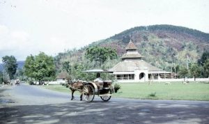 Sekilas Sejarah Alun - Alun Sumedang