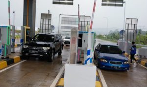 Sensasi terowongan Tol Cisundawu