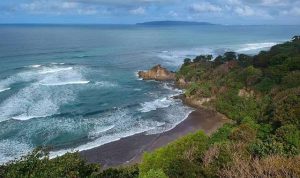 Mengenal Pantai Karang Nini Pangandaran