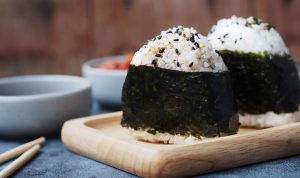 resep onigiri ala film animasi jepang
