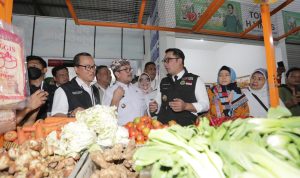 Ridwan Kamil Ke Pasar