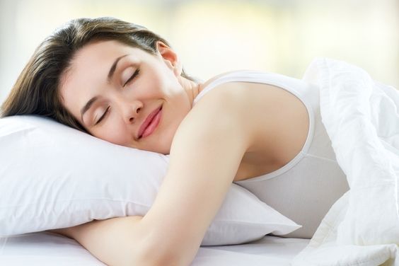 Melakukan Yoga Sebelum Tidur Bisa Meningkatkan Kualitas Tidur, Yuk Simak!