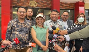 Mpok Alpa Penjarakan Sahabatnya