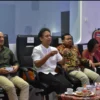 Menteri Kesehatan RI Budi Gunadi Sadikin di Command Center Sumedang, PPS, Jumat (10/2).