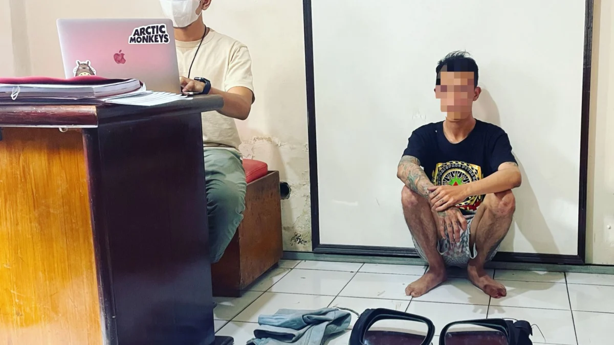 Pencuri Spion Mobil Mewah, Diringkus Polisi