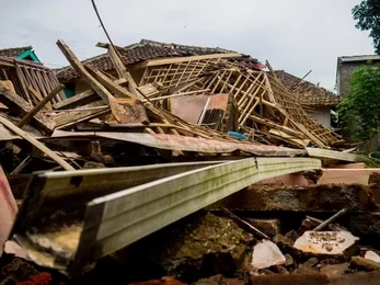 Pengertian Gempa Bumi, Kenali Tanda Tanda Dini Dari Bencana Alam Gempa Bumi