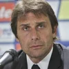 Tottenham Hotspur Pecat Conte