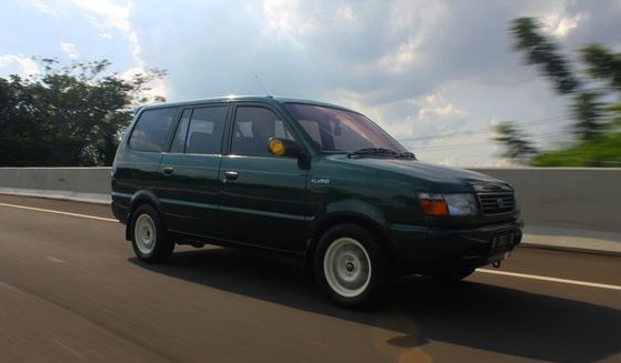 Sekilas Spesifikasi toyota kijang kapsul