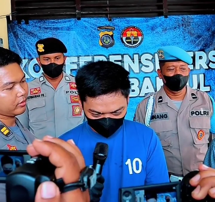 Belajar dari YouTube, Pria Ini Bikin Miras Oplosan yang Tewaskan 3 Anak