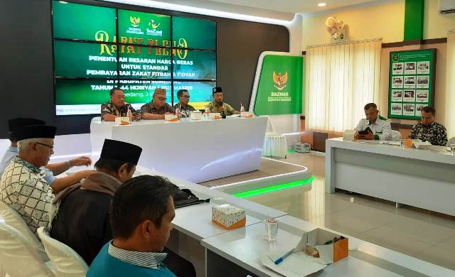 Ketua BAZNas Kabupaten Sumedang Tetapkan Zakat Fitrah.