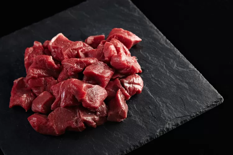 Tips mengempukkan daging kambing dengan satu cara