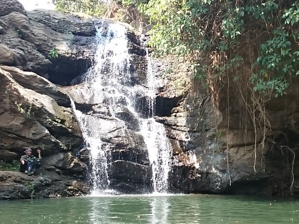 Curug Jembarwangi, Wisata Terpencil yang Menarik untuk Dikunjungi Curug Jembarwangi, Wisata Terpencil yang Menarik untuk Dikunjungi