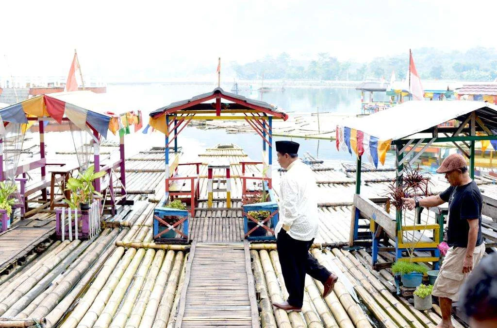 Wagub Uu Ruzhanul Tinjau Situ Bagendit Garut