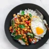 Resep Thai Basil Chicken Cocok Untuk Makan Malam dan Makan Siang