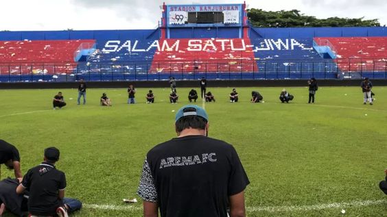 Renoviasi Stadion Kanjuruhan Tidak Jelas