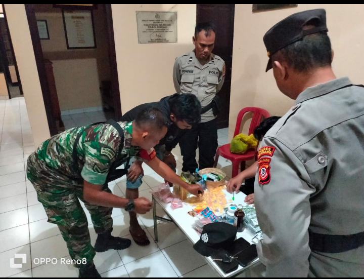 Dua Pengedar Sasar Pemuda Tanjungsari, Aksinya Digagalkan Anggota TNI