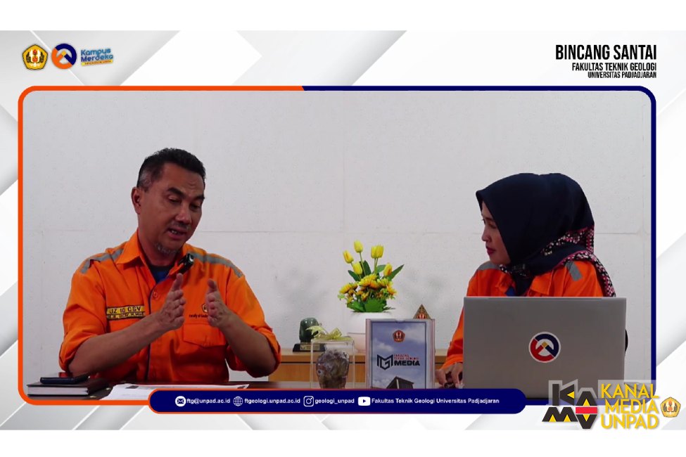 Pakar UNPAD Bahas Gempa Bumi atas Kejadian Gempa Cianjur Pakar UNPAD Bahas Gempa Bumi atas Kejadian Gempa Cianjur