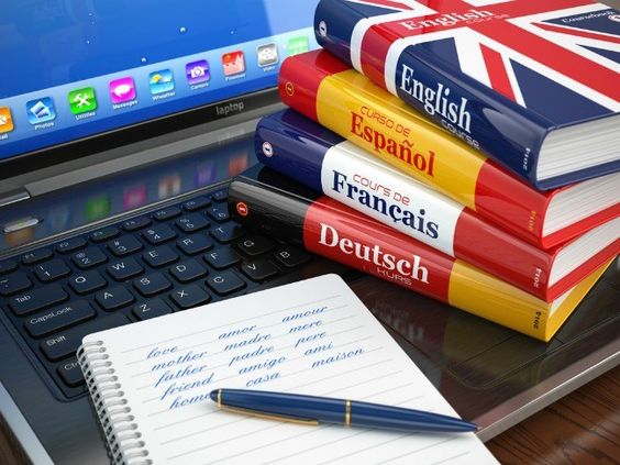 Tips dari Seorang Freelance Penerjemah Berpengalaman Tips dari Seorang Freelance Penerjemah Berpengalaman