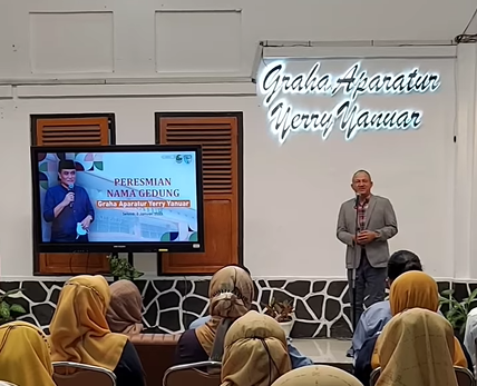 Sekda Setiawan Resmikan Graha Yerry Yanuar