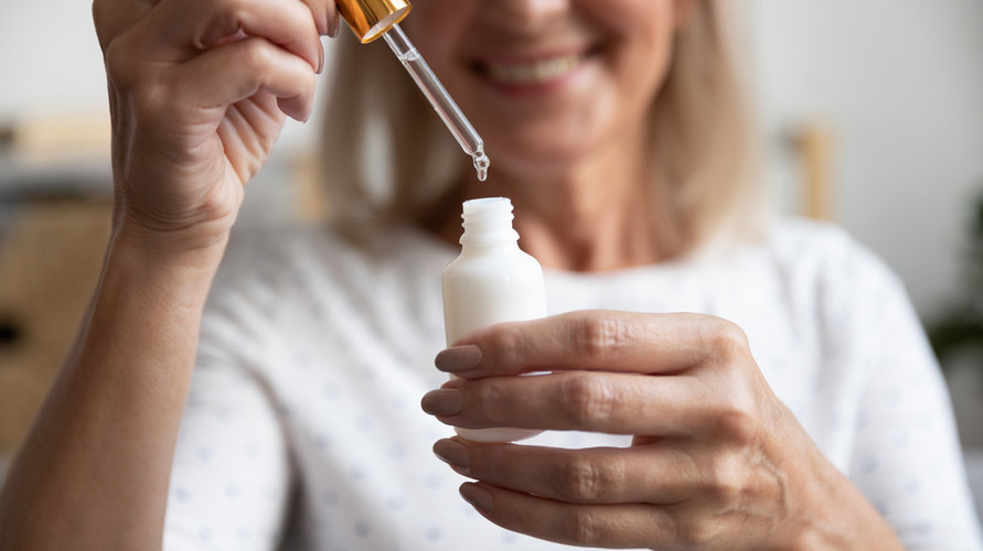 Tips Aman Pakai Retinol Saat Cuaca Panas