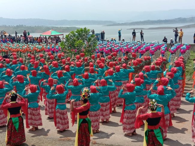 Sejarah Tari Umbul Sumedang