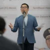 Agar Tahan Resesi 2023, Ridwan Kamil Ajak Masyarakat Belanja Produk Loka