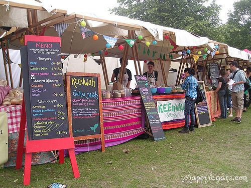 Stand Bazar Makanan