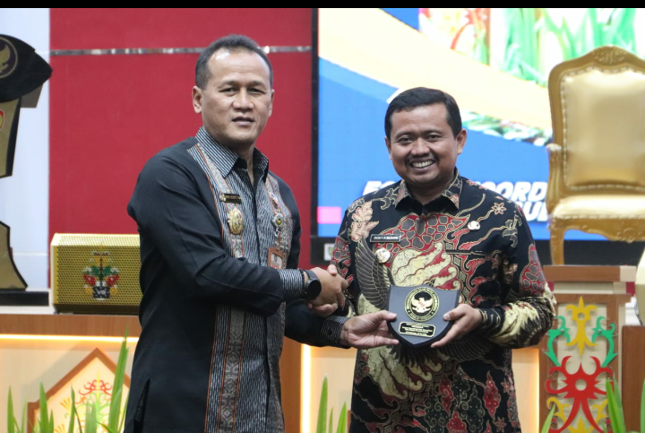 Ke Kalimantan Tengah, Bupati Sumedang Berbagi Ilmu SPBE