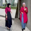 Bikin Ga Norak! 10 Rekomendasi Warna Jilbab Yang Cocok Dengan Baju Warna Fuschia