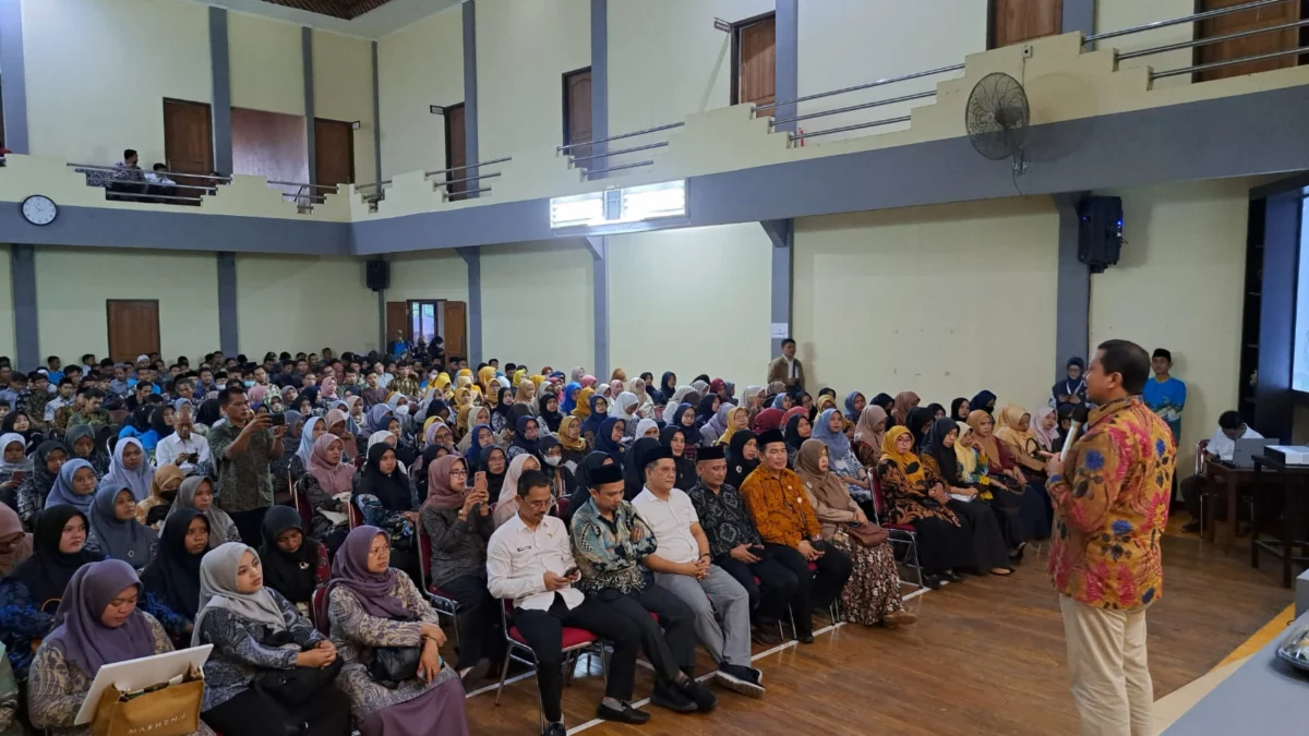 Apresiasi Guru Madrasah Non PNS, Pemda Sumedang Berikan Insentif