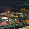 Kulineran enak di Floating Market Lembang