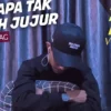 Lirik Mengapa Tak Pernah Jujur - Dian Piesesha (Cover Andre Mastijan)