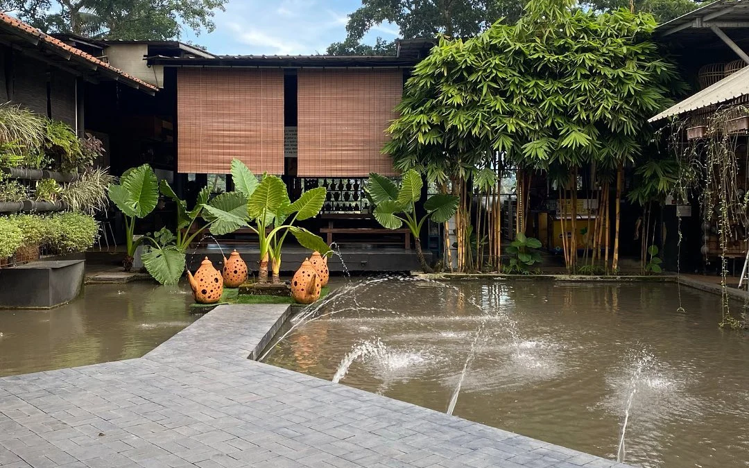 Rekomendasi Tempat Makan di Sumedang, Wisata Kuliner yang Terkenal dengan Suasana Asri!