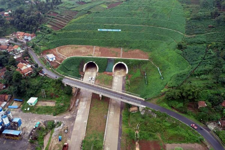 Perjalanan Cirebon - Bandung Hanya 1 Jam via Tol Cisumdawu, Akan Beroperasi Penuh Bulan Ini