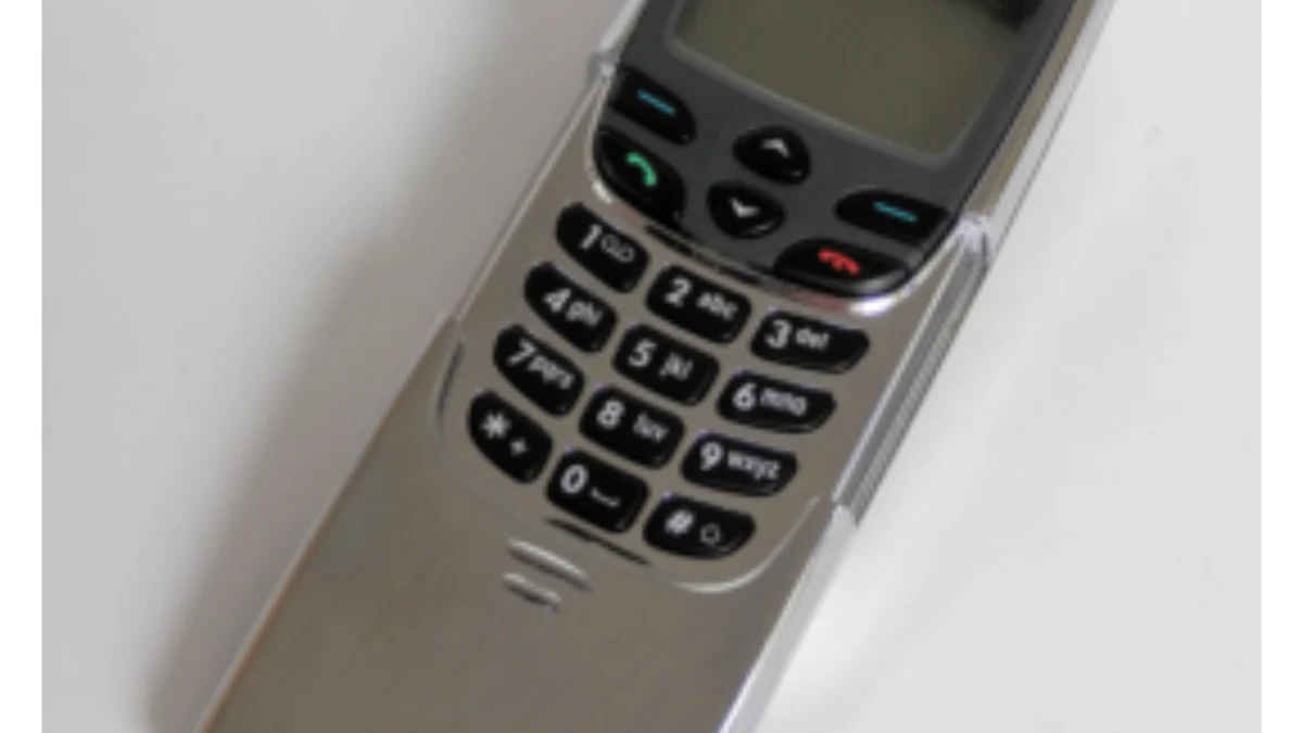 Nokia 8810 Handphone Mewah Pada Zaman Dahulu Kala