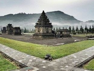 Wisata Jawa Tengah Negeri Diatas Awan Keindahan Dieng Banjarnegara