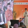 Lewat Pantun, Hasto Kristiyanto Sebut Ridwan Kamil Bacawapres Ganjar Pranowo