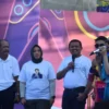 Warga Sumedang Antusias Menonton Karnaval SCTV