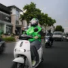 Tidak Perlu Beli, Ini Cara Sewa Motor Listrik di Gojek, Grab, dan inDrive